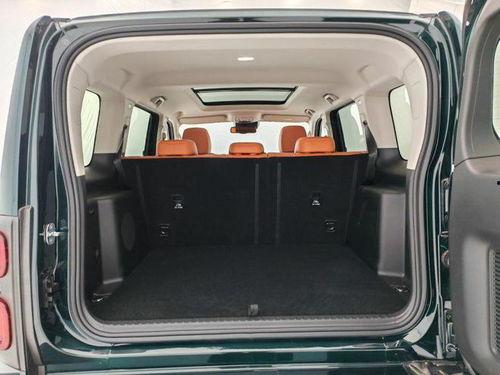 新h9最新爆料内饰,豪华升级,科技感十足,引领未来汽车潮流” 第3张 新h9最新爆料内饰,豪华升级,科技感十足,引领未来汽车潮流” 第3张